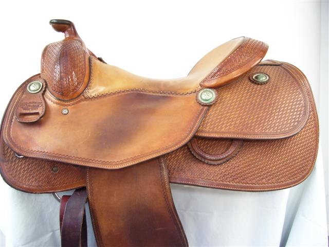 Used Saddle:- Image Number:0